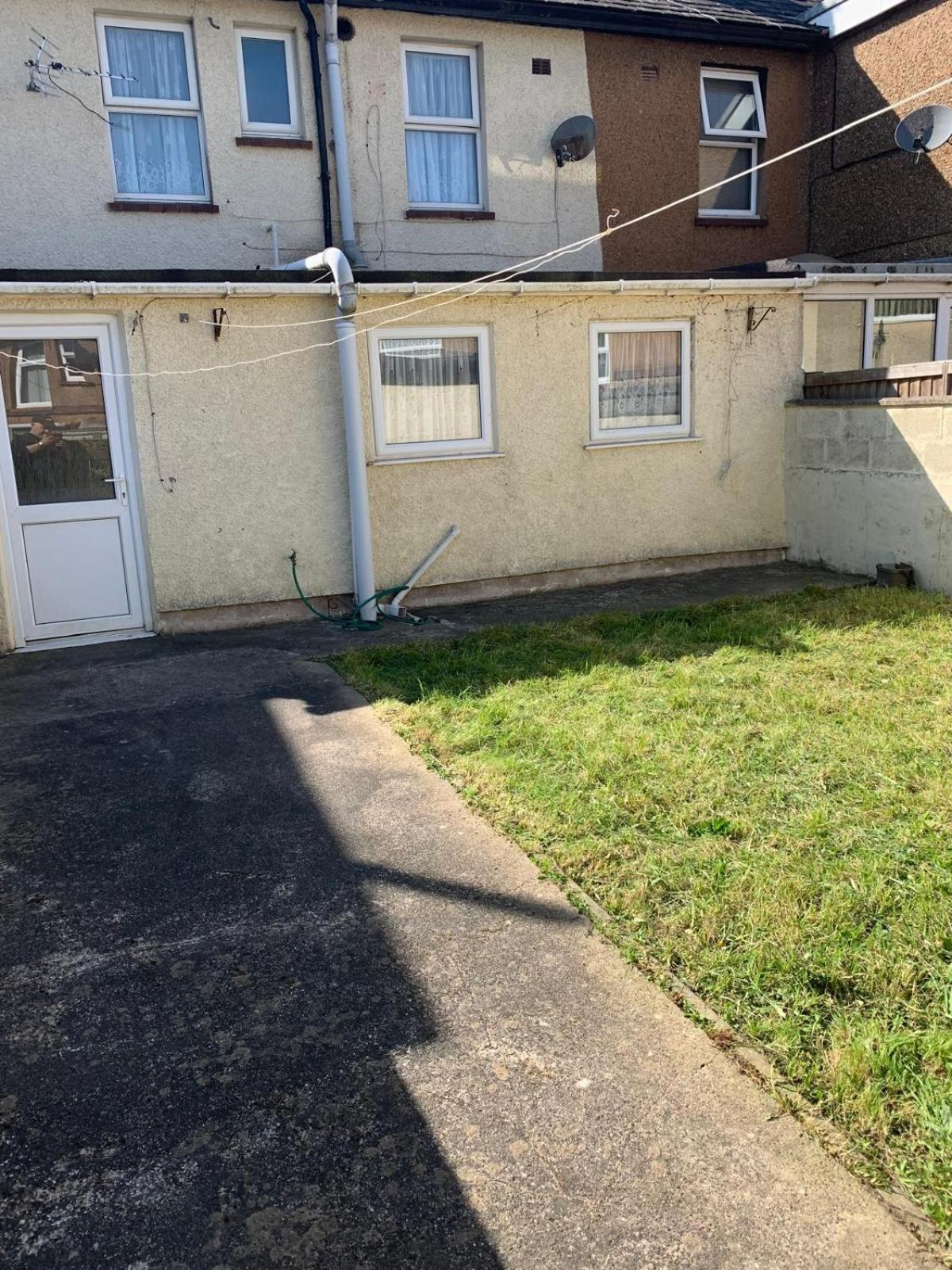 Room Only Guest Accommodation, Guest House Self Catering Bangor  Esterno foto