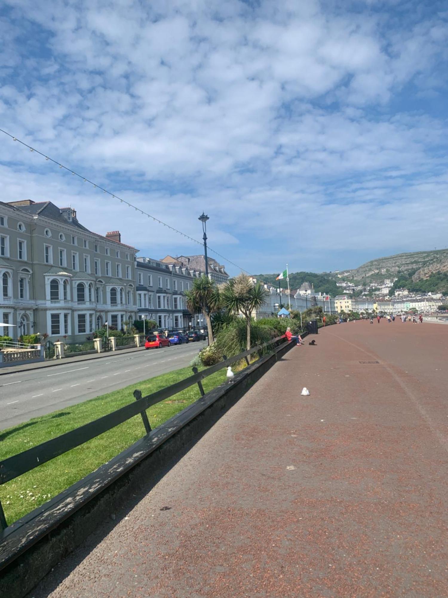 Room Only Guest Accommodation, Guest House Self Catering Bangor  Esterno foto