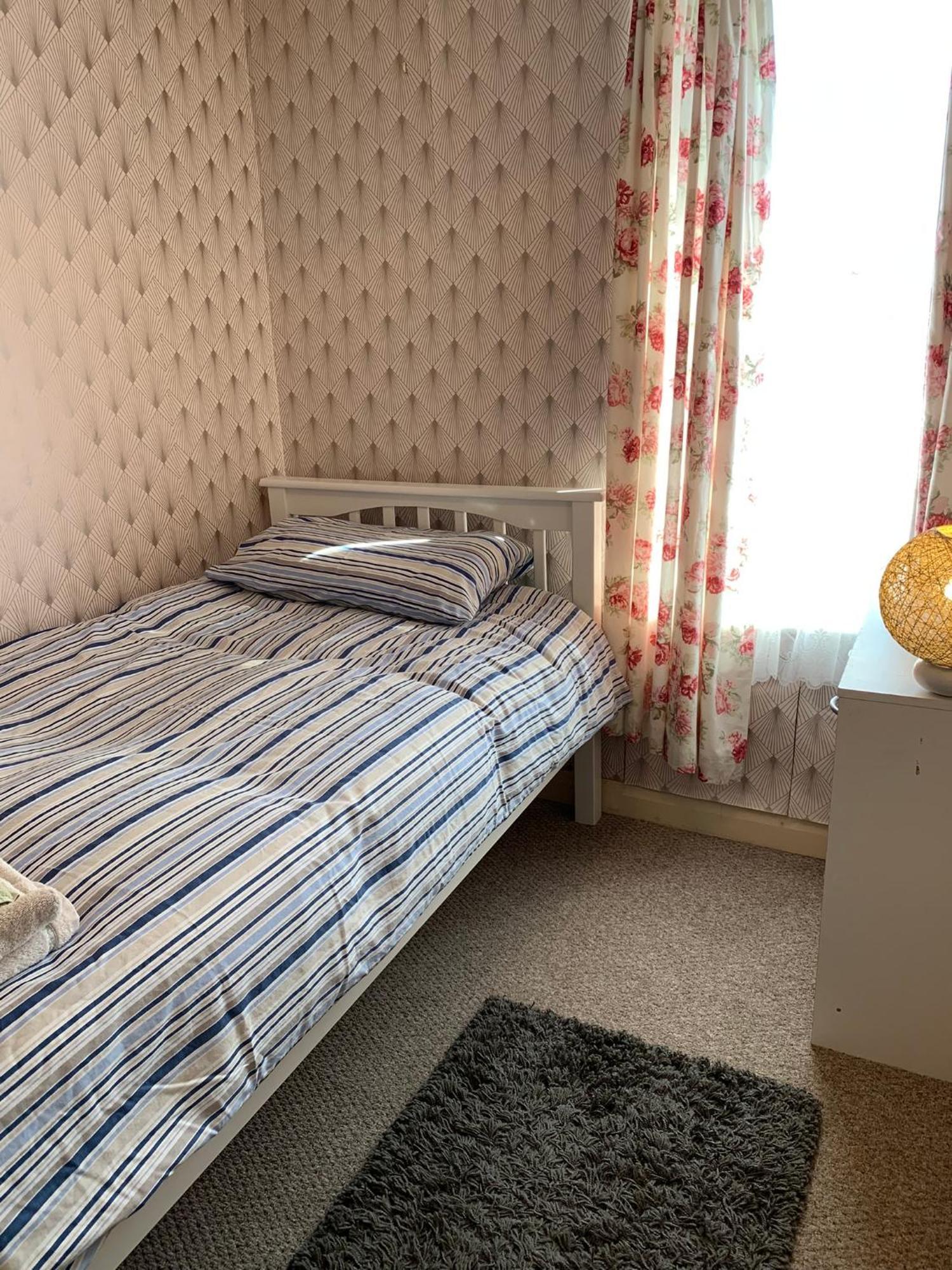 Room Only Guest Accommodation, Guest House Self Catering Bangor  Esterno foto